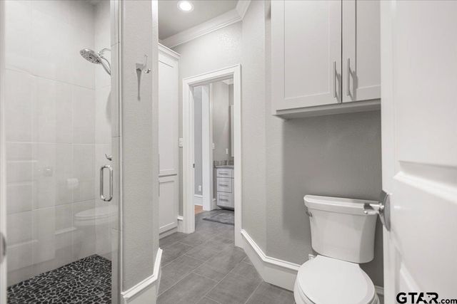 5502 NATHAN DR, Chandler, TX 75758