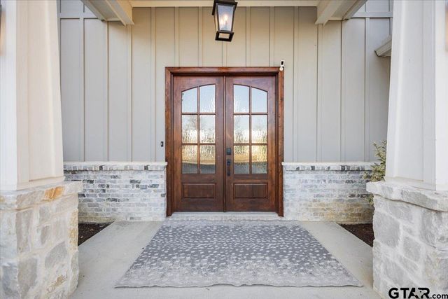 5502 NATHAN DR, Chandler, TX 75758