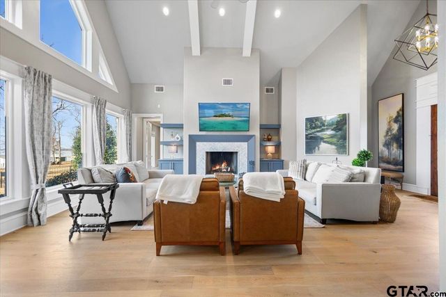 5502 NATHAN DR, Chandler, TX 75758