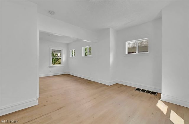 1584 Hampton Road, Akron, OH 44305