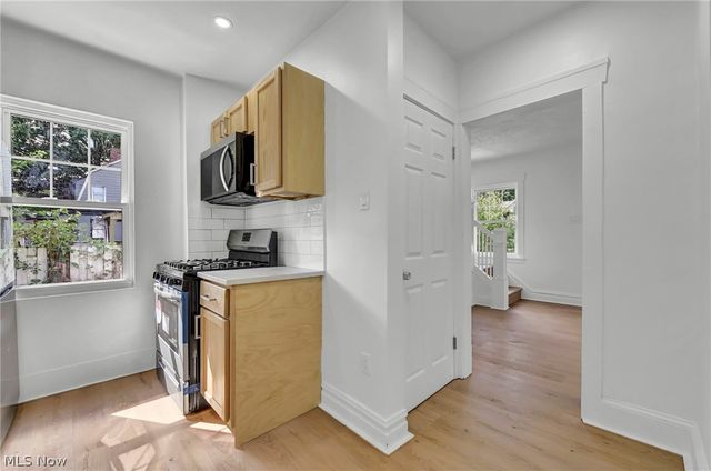 1584 Hampton Road, Akron, OH 44305