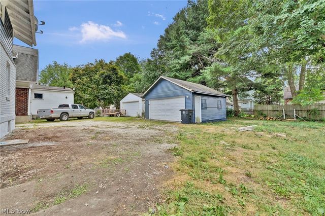 1584 Hampton Road, Akron, OH 44305