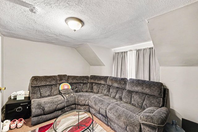 1822 4th Street, Wyandotte City, MI 48192
