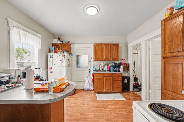 1822 4th Street, Wyandotte City, MI 48192