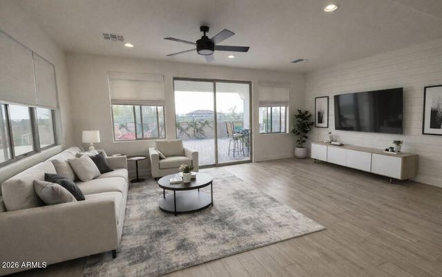 14417 W West Wind Drive, Surprise, AZ 85387