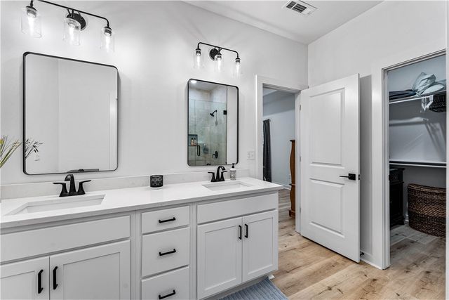 3 Arrow Drive, Bella Vista, AR 72714