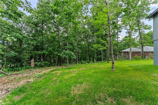 3 Arrow Drive, Bella Vista, AR 72714
