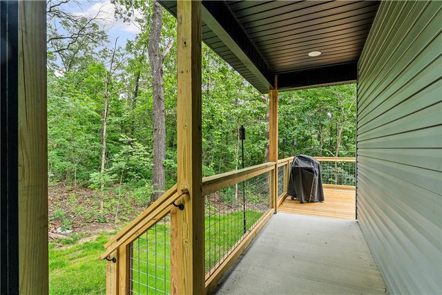 3 Arrow Drive, Bella Vista, AR 72714