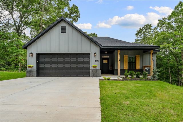 3 Arrow Drive, Bella Vista, AR 72714