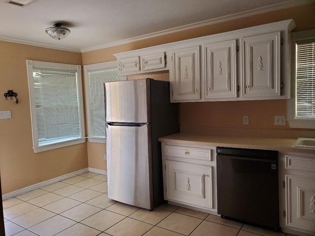 9905 Westview Drive, Houston, TX 77055
