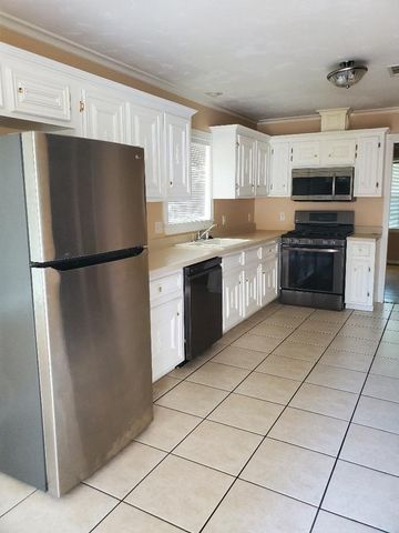 9905 Westview Drive, Houston, TX 77055
