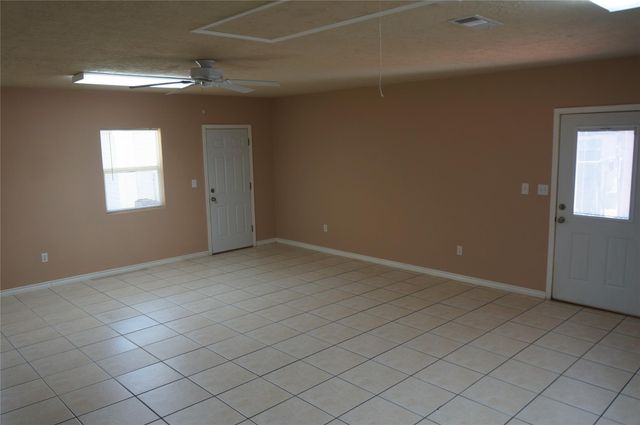 9905 Westview Drive, Houston, TX 77055