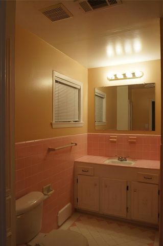 9905 Westview Drive, Houston, TX 77055