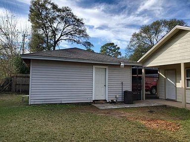 9905 Westview Drive, Houston, TX 77055