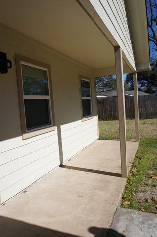 9905 Westview Drive, Houston, TX 77055