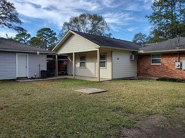 9905 Westview Drive, Houston, TX 77055