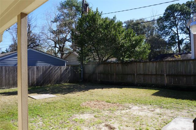 9905 Westview Drive, Houston, TX 77055