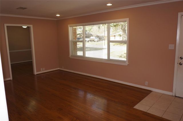 9905 Westview Drive, Houston, TX 77055