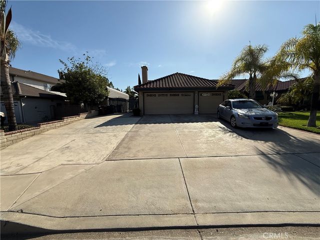 11551 Knoll Vista, Moreno Valley, CA 92555