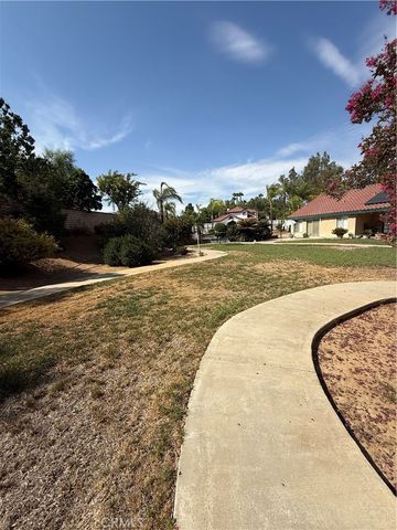 11551 Knoll Vista, Moreno Valley, CA 92555