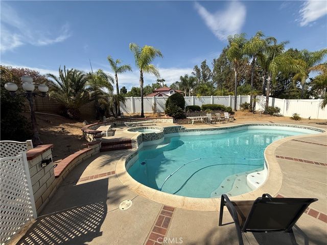 11551 Knoll Vista, Moreno Valley, CA 92555