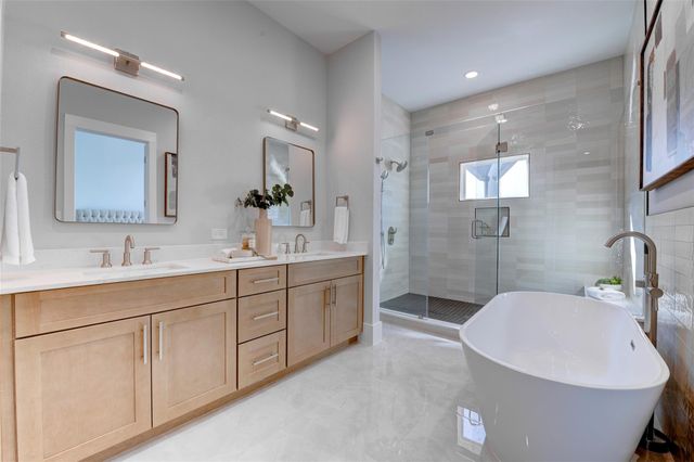 5132 Rosslyn Road, Houston, TX 77018