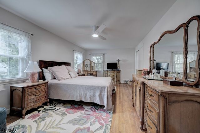 67 Harrison St, Verona Twp., NJ 07044