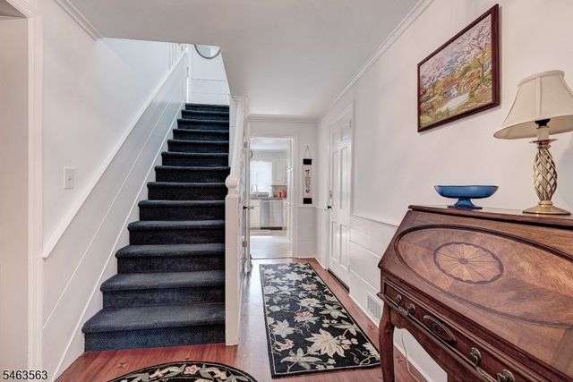 67 Harrison St, Verona Twp., NJ 07044