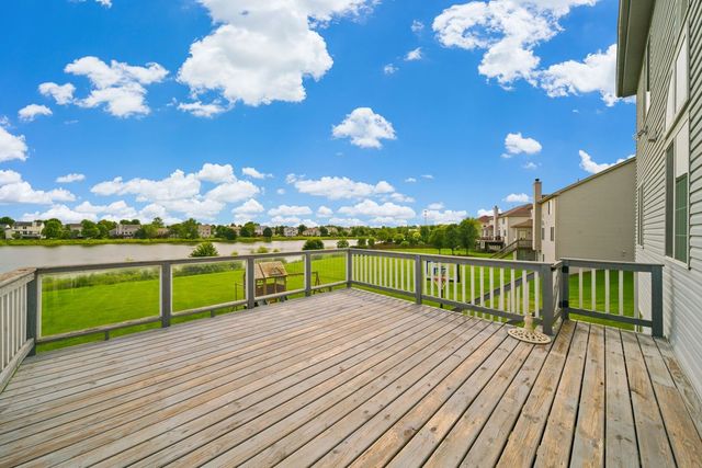 6717 Waterford Drive, Mchenry, IL 60050