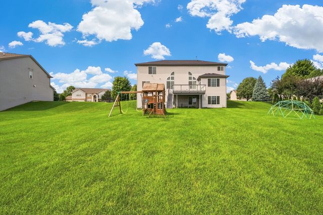 6717 Waterford Drive, Mchenry, IL 60050