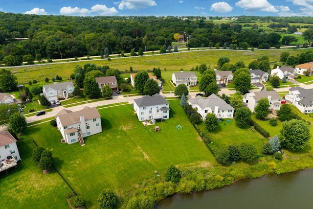 6717 Waterford Drive, Mchenry, IL 60050