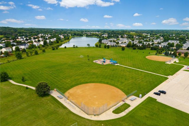 6717 Waterford Drive, Mchenry, IL 60050