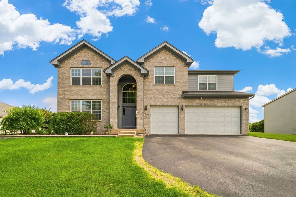 6717 Waterford Drive, Mchenry, IL 60050