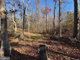 7128 DOMINIQUE DR, Spotsylvania, VA 22551