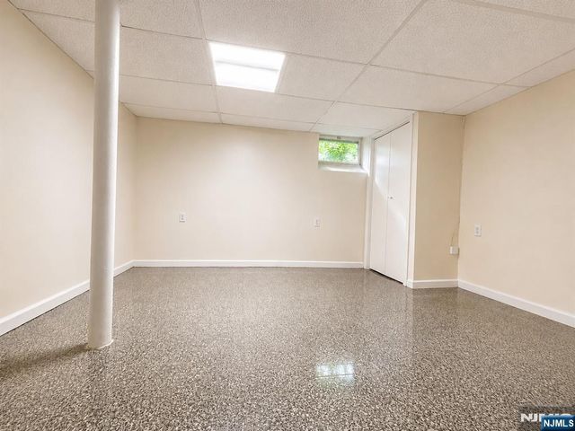 949 Garrison Avenue, Teaneck, NJ 07666