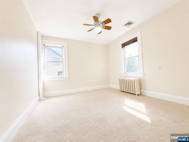 949 Garrison Avenue, Teaneck, NJ 07666