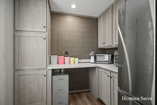 1285 Ashbrook Street, Belmont, MI 49306