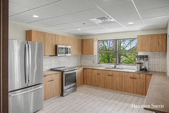 1285 Ashbrook Street, Belmont, MI 49306