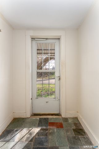 22 Colony Street, Hamden, CT 06518