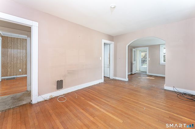 22 Colony Street, Hamden, CT 06518