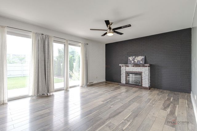5 Wildwood Road, Elk Grove Village, IL 60007