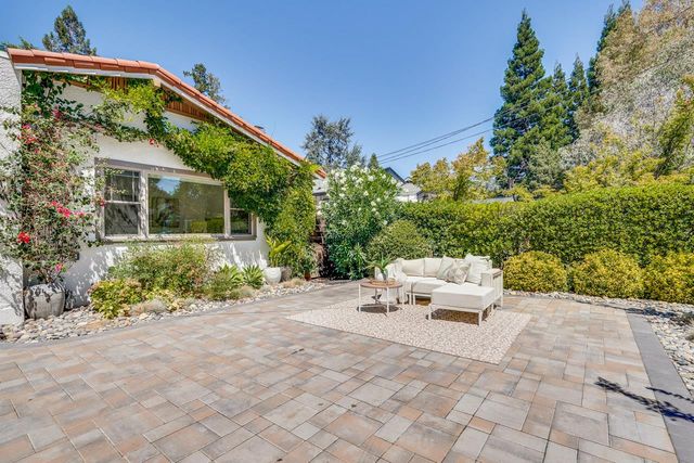 245 Los Gatos Boulevard, Los Gatos, CA 95030