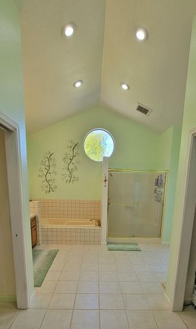 3782 Siskiyou Street, Redding, CA 96001