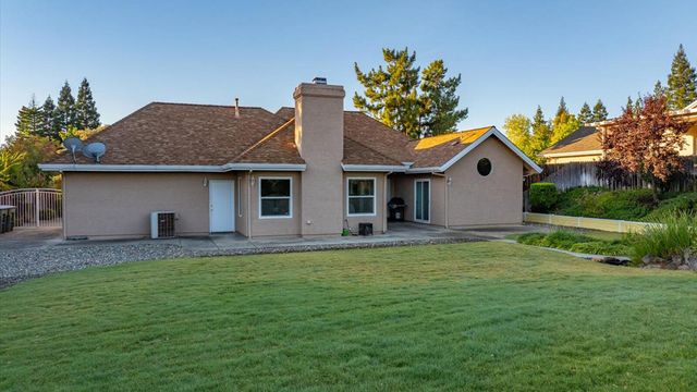 3782 Siskiyou Street, Redding, CA 96001