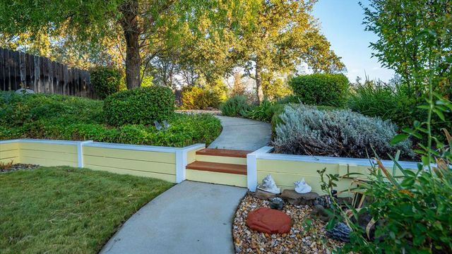 3782 Siskiyou Street, Redding, CA 96001