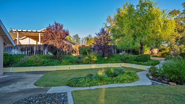 3782 Siskiyou Street, Redding, CA 96001