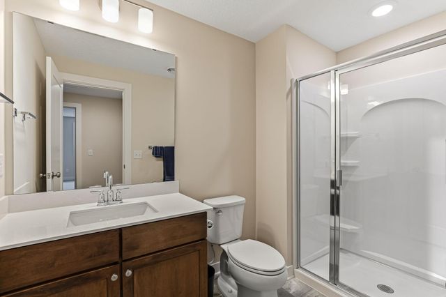 2080 Ridge Pointe Drive, Hastings, MN 55033