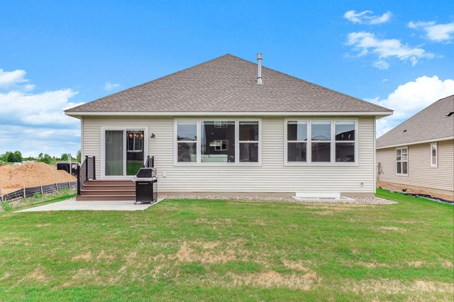 2080 Ridge Pointe Drive, Hastings, MN 55033