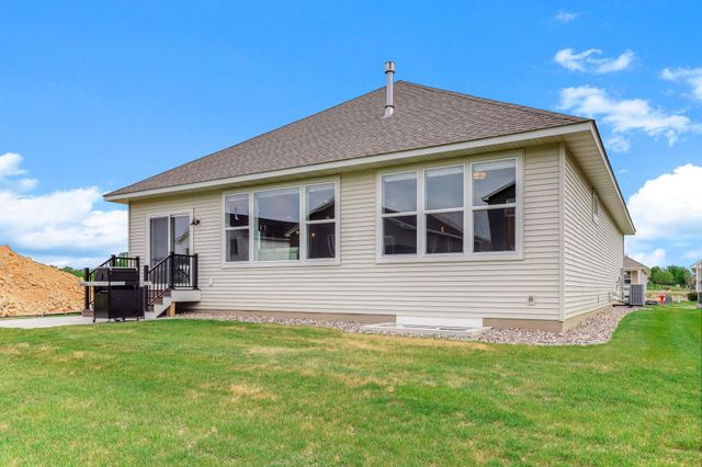 2080 Ridge Pointe Drive, Hastings, MN 55033