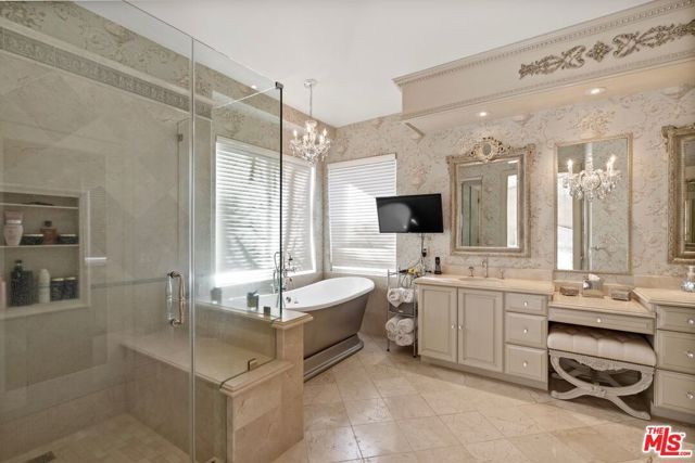 3900 Hilton Head Way, Tarzana (los Angeles), CA 91356